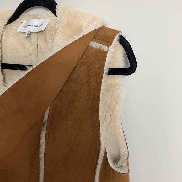 Cupcakes and Cashmere Tash Faux Suede Vest Butterscotch Size Medium - Picture 8 of 12